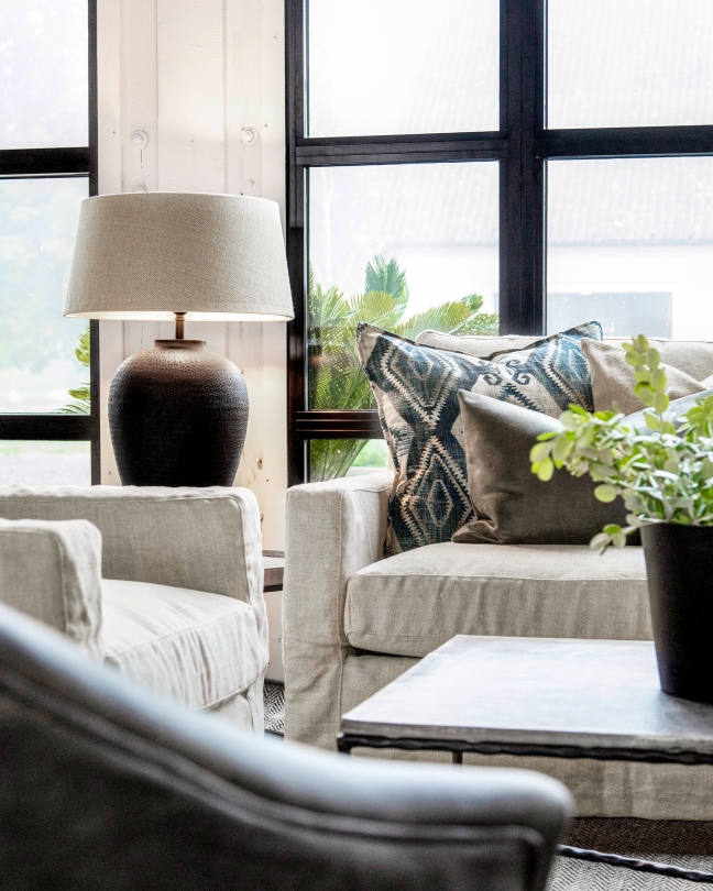 AA. FLORENCE Table Lamp - 2