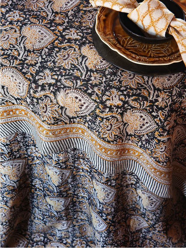 Linen Tablecloth - Oriental- Black - 4