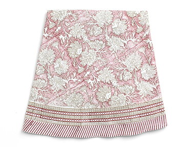 1. Tablecloth - Waterlily - Fuchsia Rose 