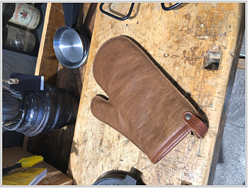 OVEN GLOVE UTAH RUST