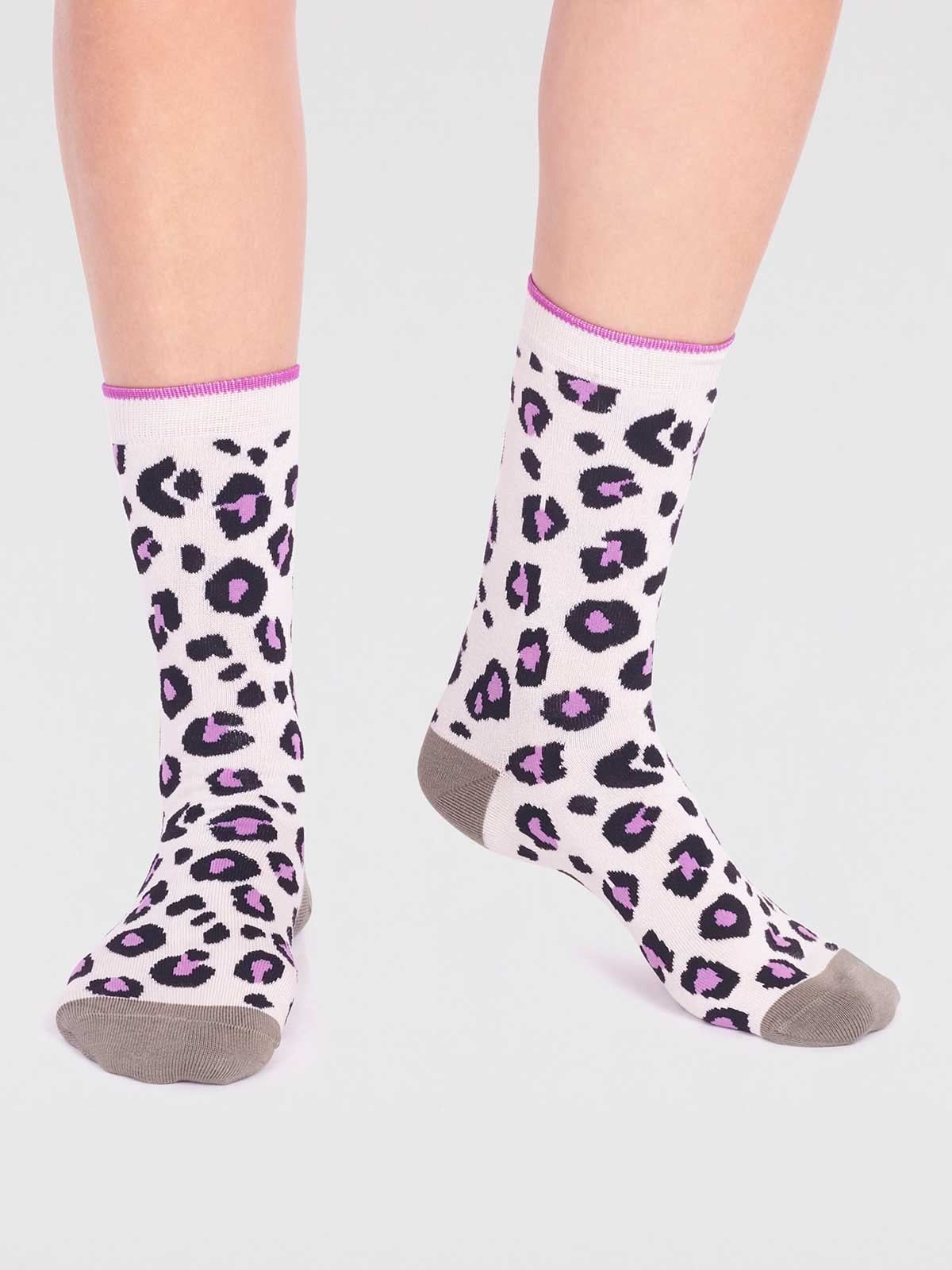 Presenttips! Bambustrumpor med leopardmönster - 4