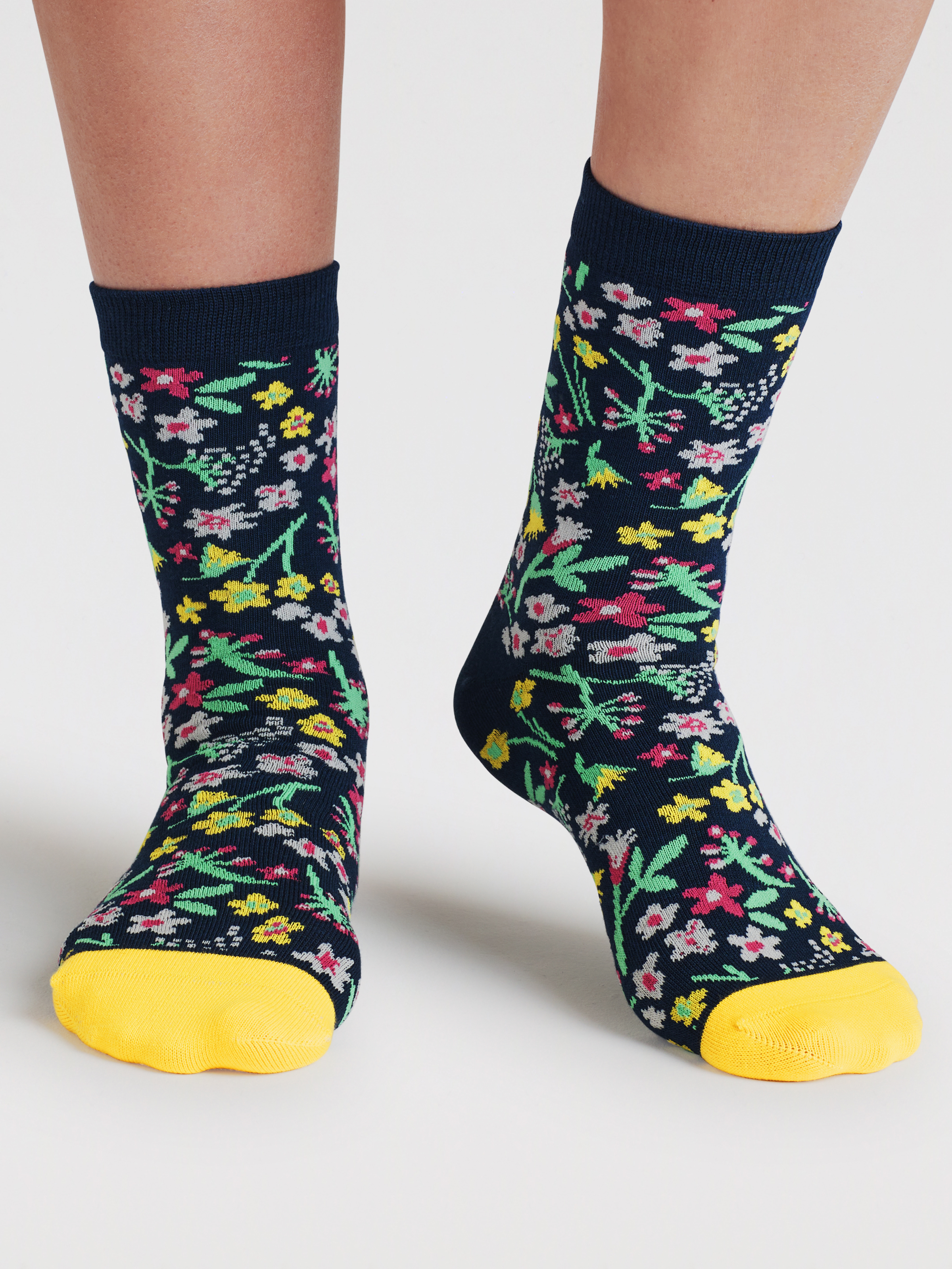Presenttips! 7-pack bambustrumpor med blommiga mönster - 3