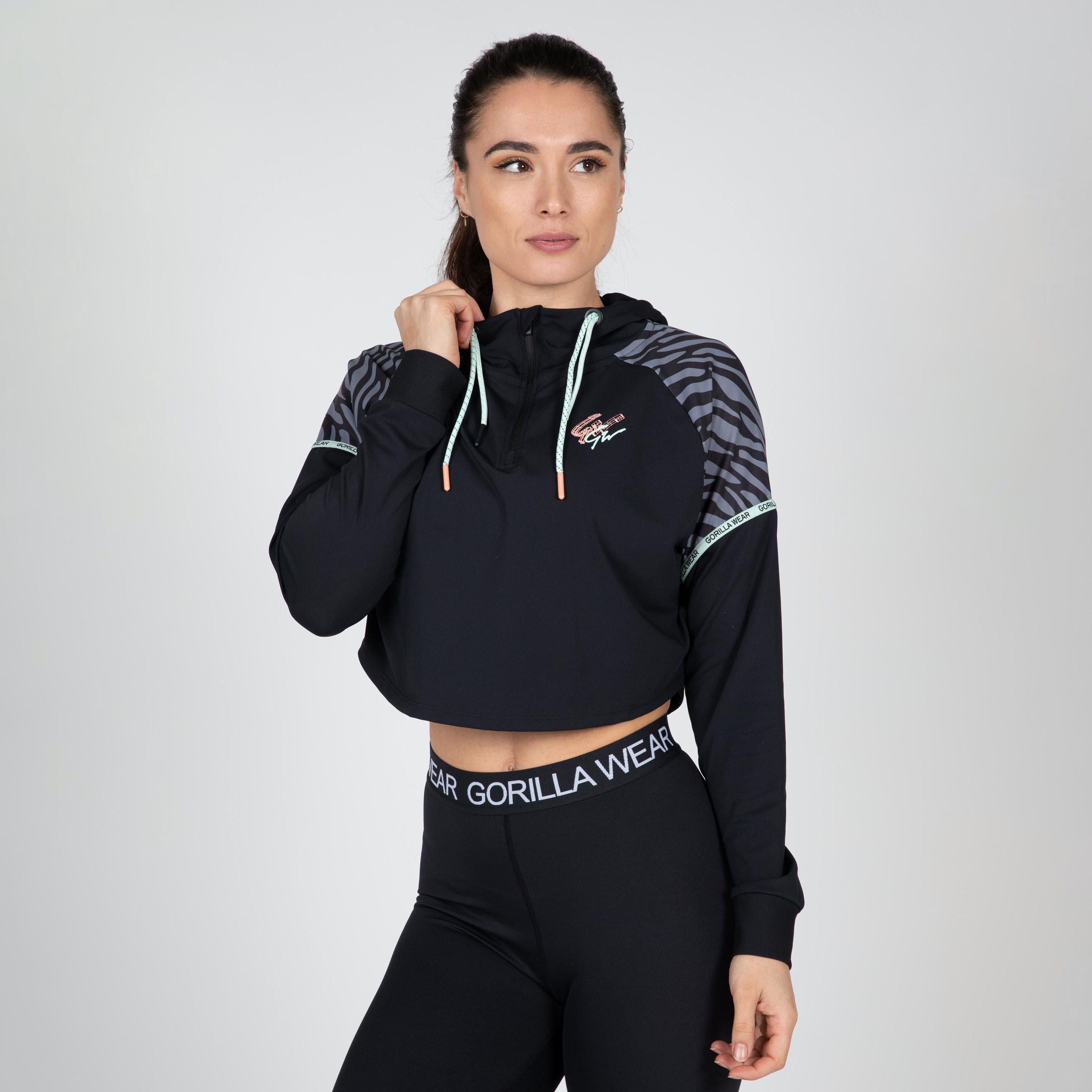 Zion Cropped Hoodie, black
