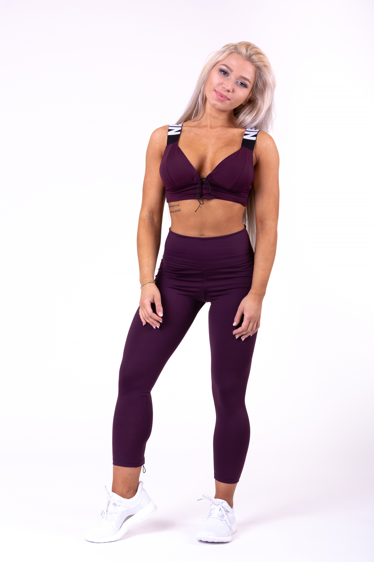 Lace-Up Sport Bra, burgundy - 11