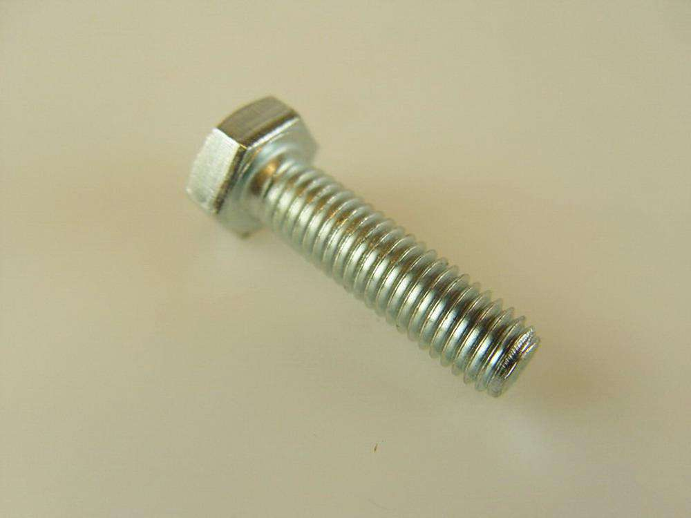 Skruv stötfångarhorn B11/15
