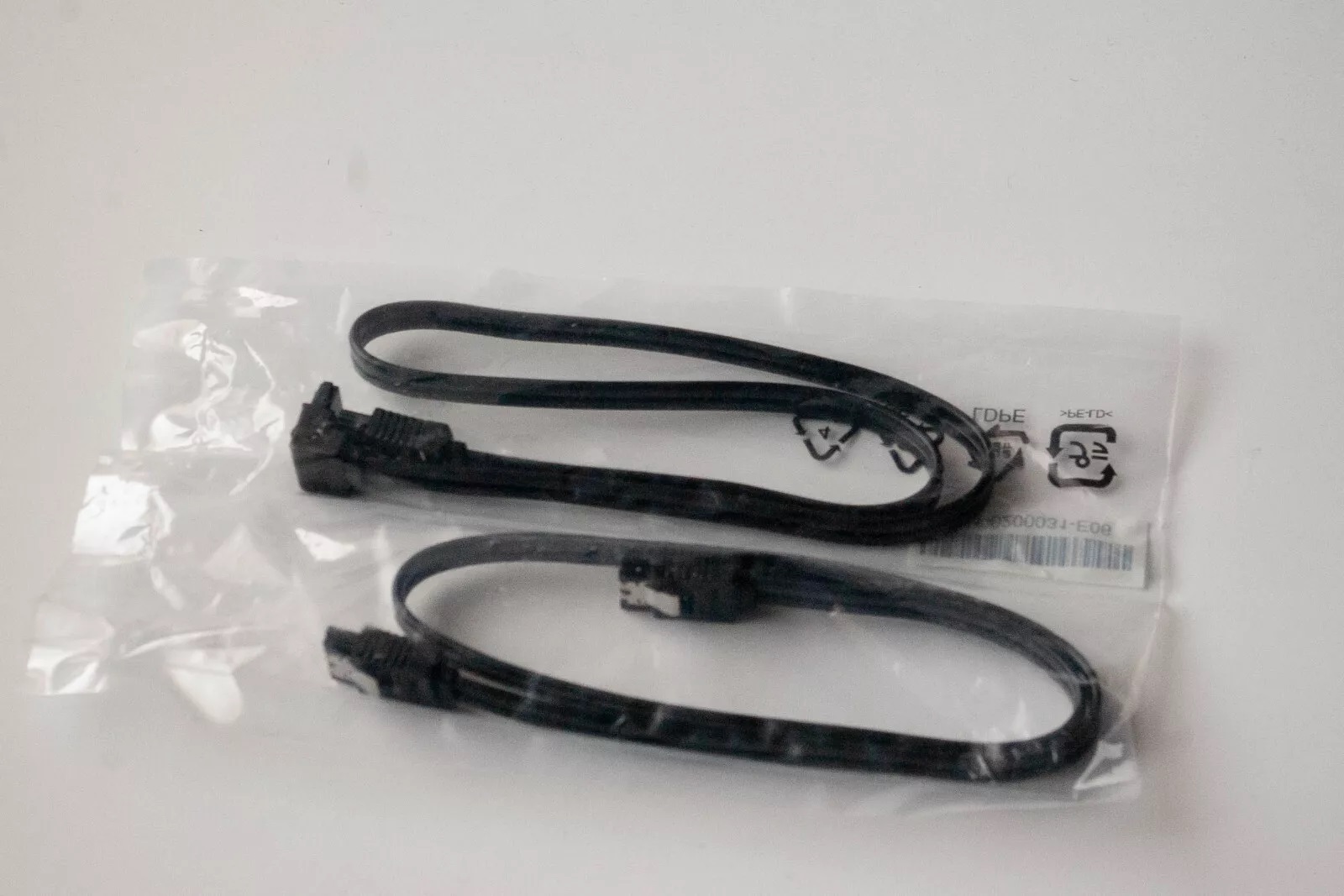 NEW MSI SATA III (SATA3) Cable bundle (set of 2) 6Gb/s K51-0200031-E06