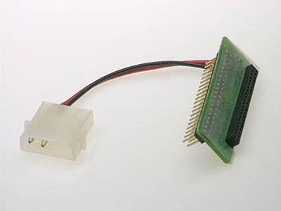 Adapter för IDE kontakt mellan 2,5 bärbar hårddisk och 3,5  stationärdator hårddisk ,