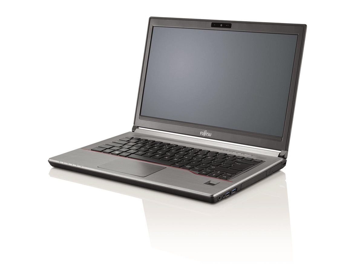 Refurbished Fujitsu LifeBook E746, Intel Core i5, 8GB DDR4, 256GB SSD,