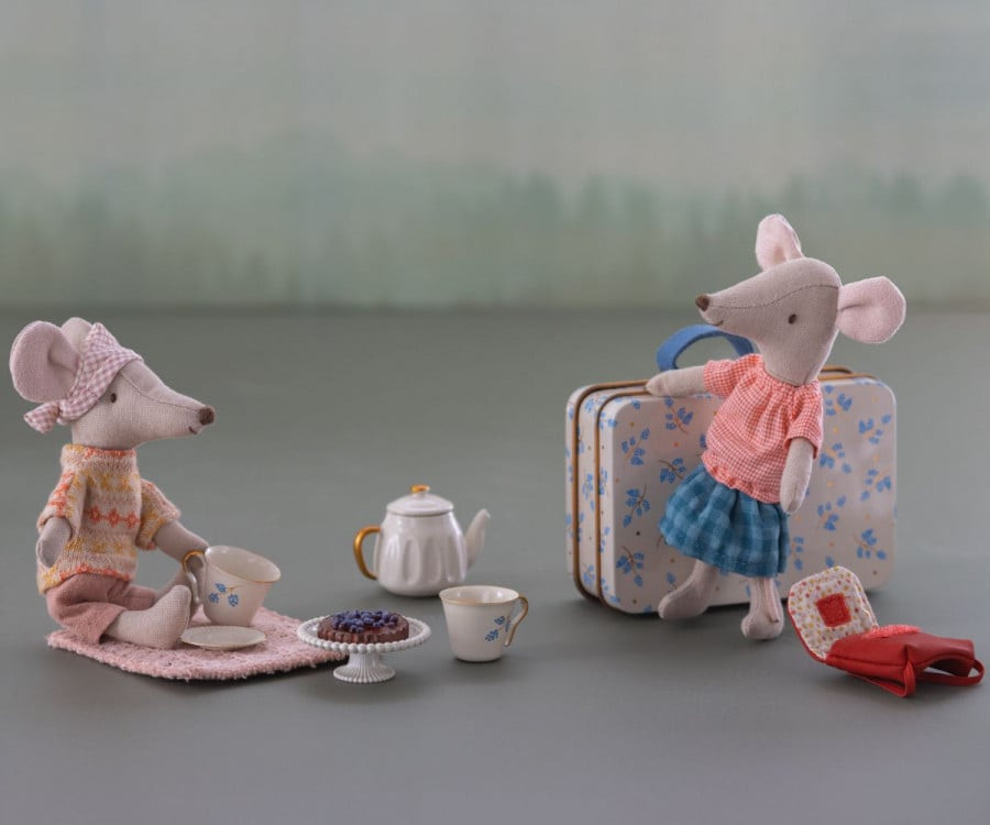 Maileg - Afternoon treat, Mouse - Blue Madelaine - 3