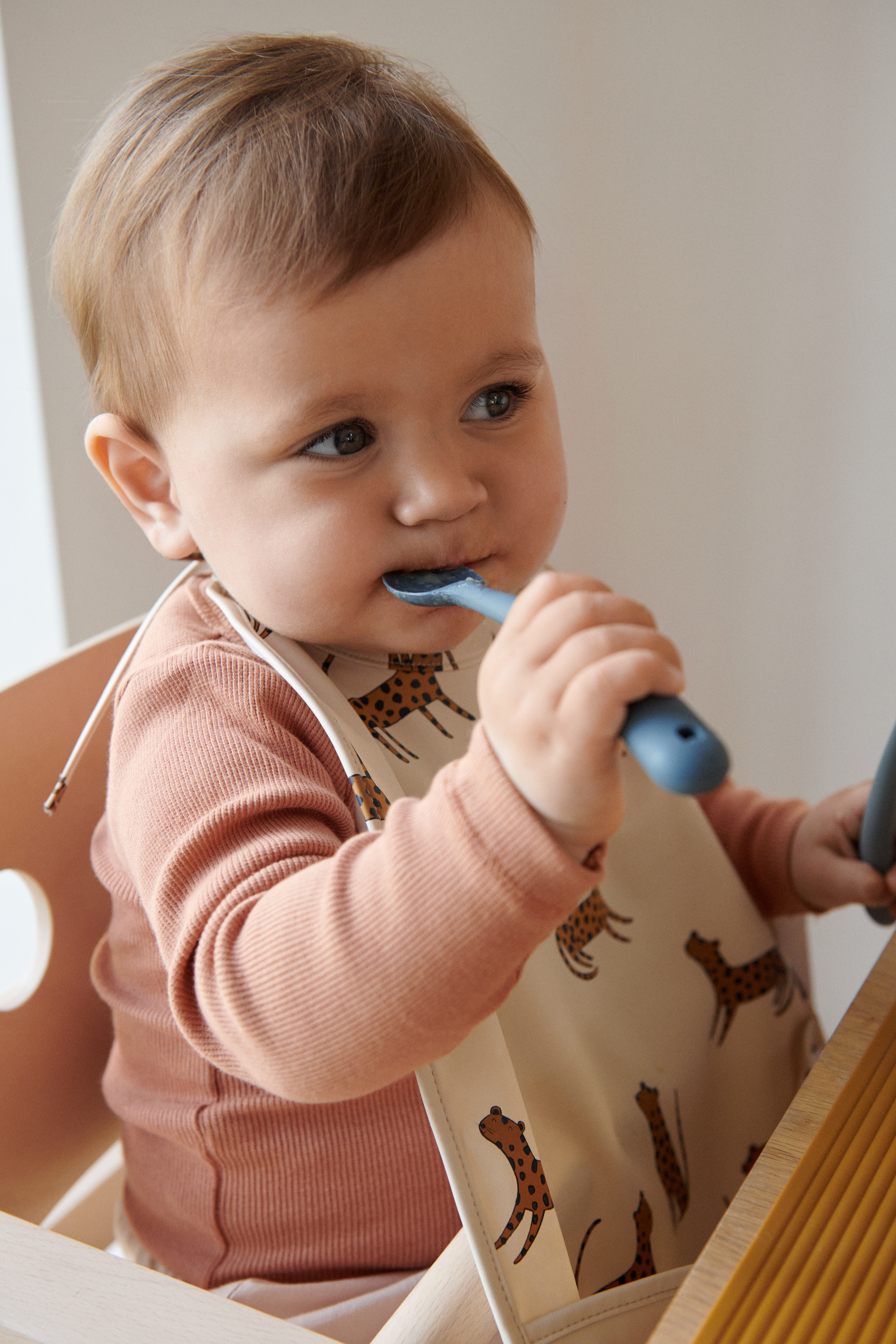 Liewood - Lai Bib, Peach Sandy - 2