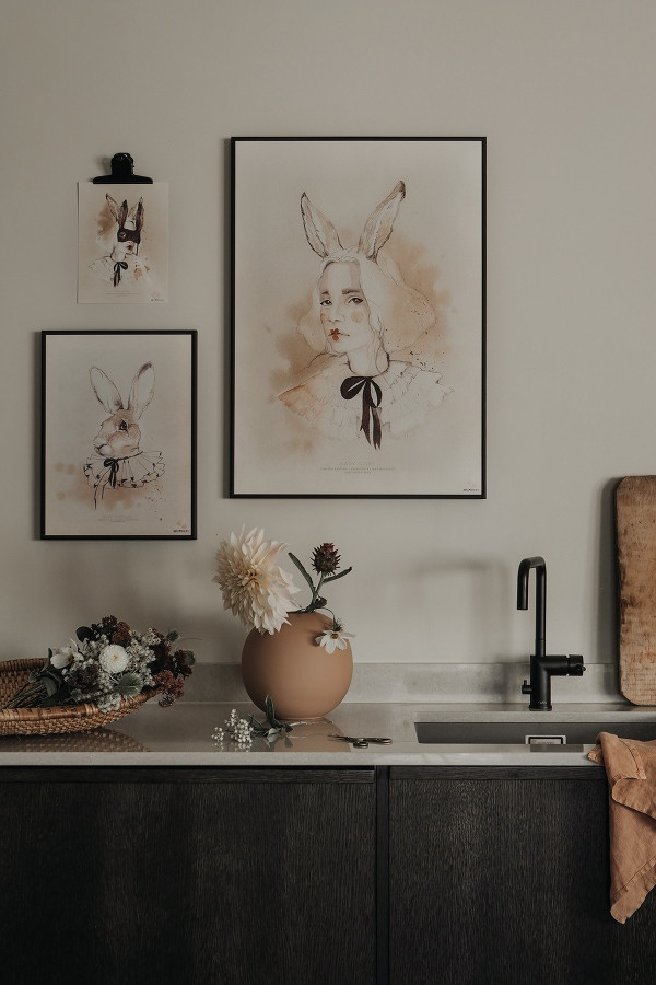 Mrs Mighetto - Poster, Lady Ivory 50x70 cm