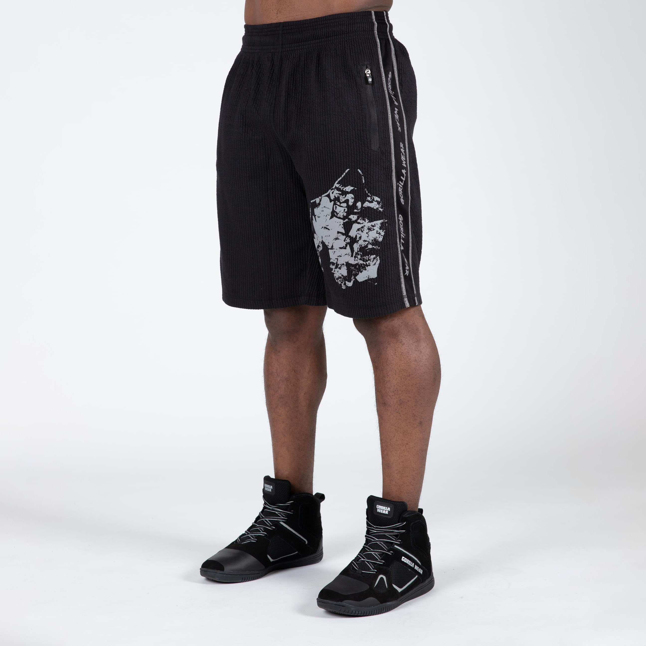 Buffalo Old School Workout Shorts, black/grey