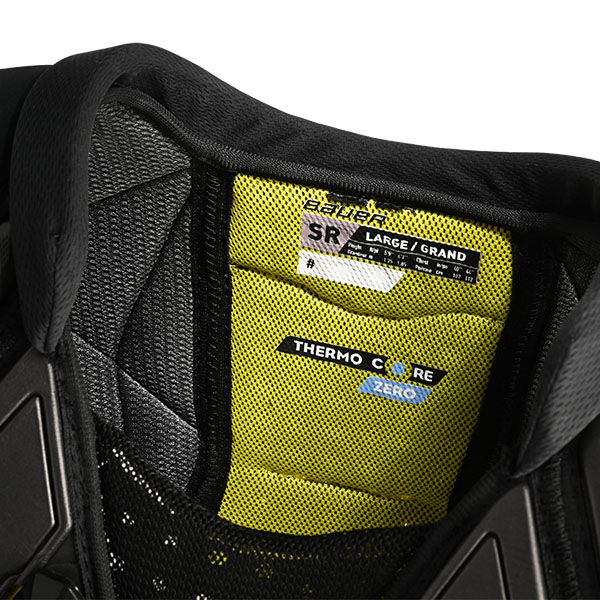 Bauer SP Supreme Mach Int axelskydd - 3