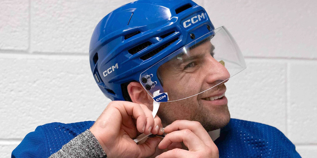 Guide - Hur ofta bör man byta ut sin ishockeyhjälm?&nbsp;