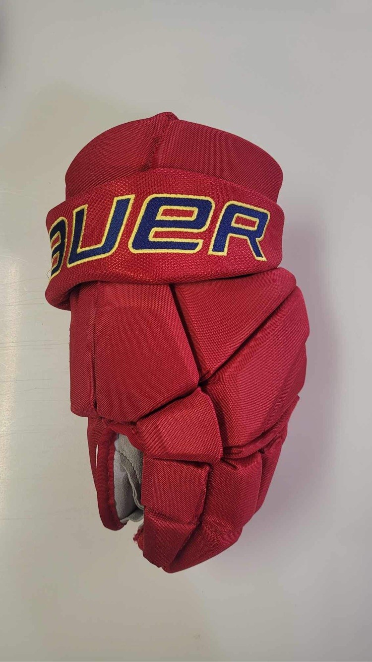 Hockeyhandskar Avesta BK