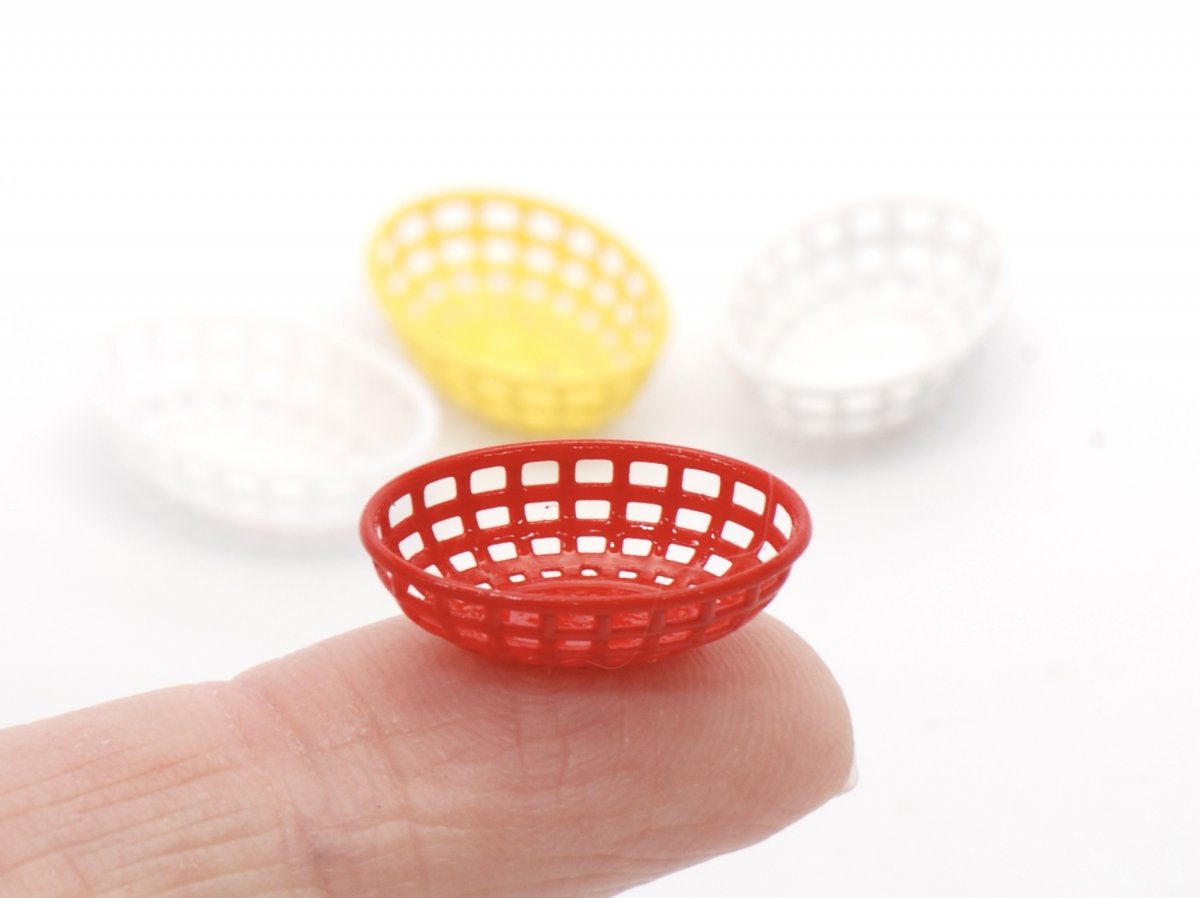 ONE 1:12 Diner Basket Kit - unpainted in white resin