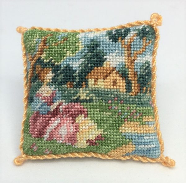 Broderkit kudde: Romantisk scen 3x3 cm