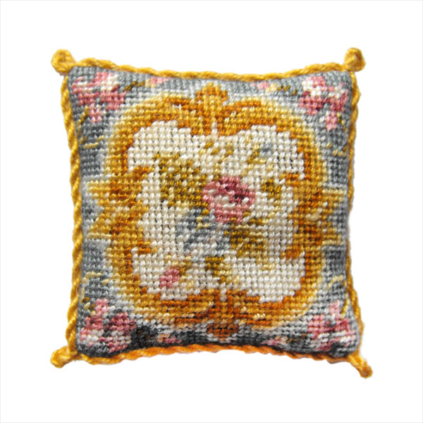 Cushion embroidery kit, Abusson blue, 3x3 cm