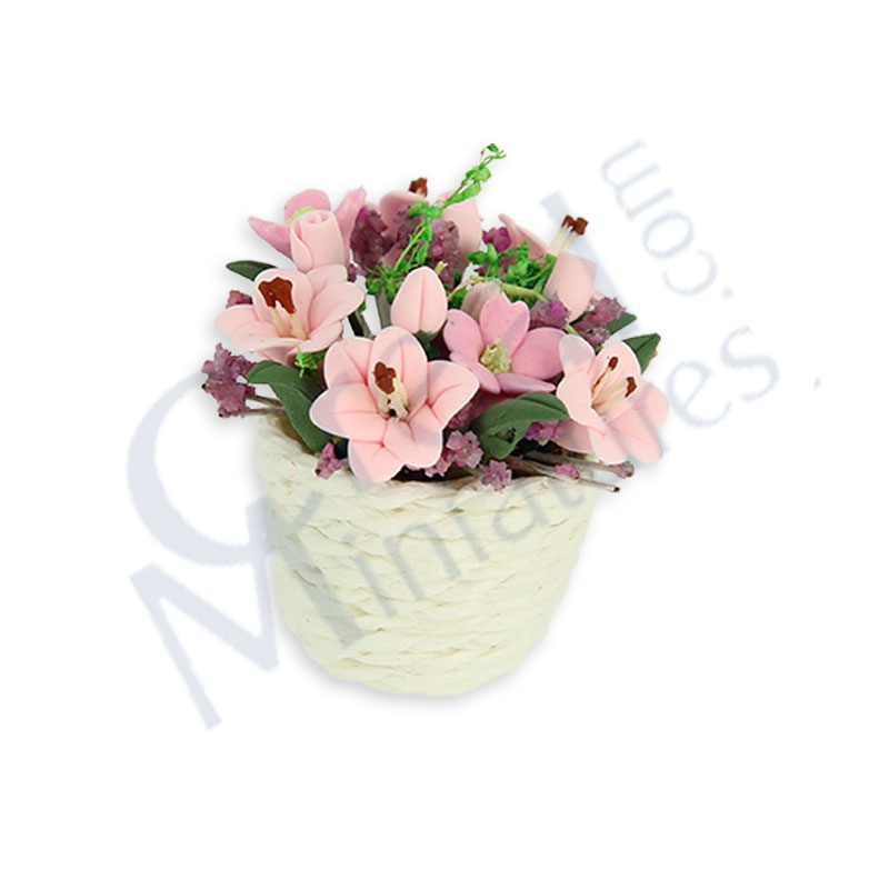 Roses in flowerpot