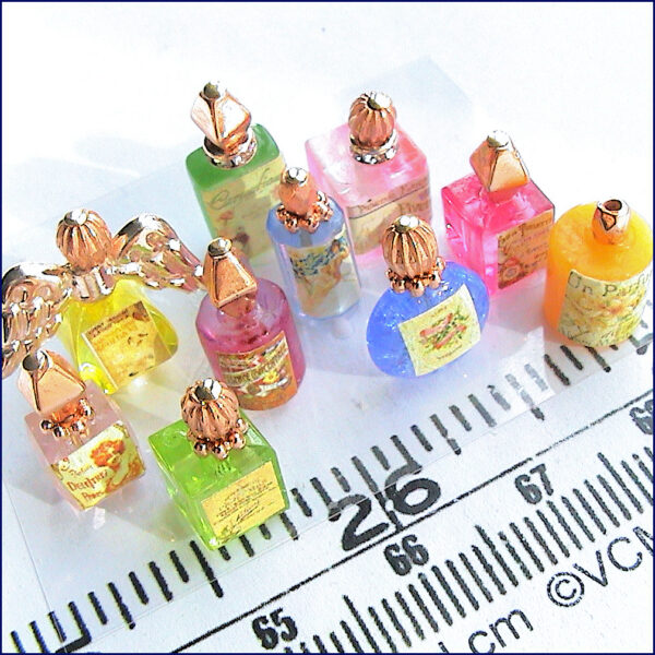 Material till 10 parfymflaskor -  kit från Valerie Claire Miniatures