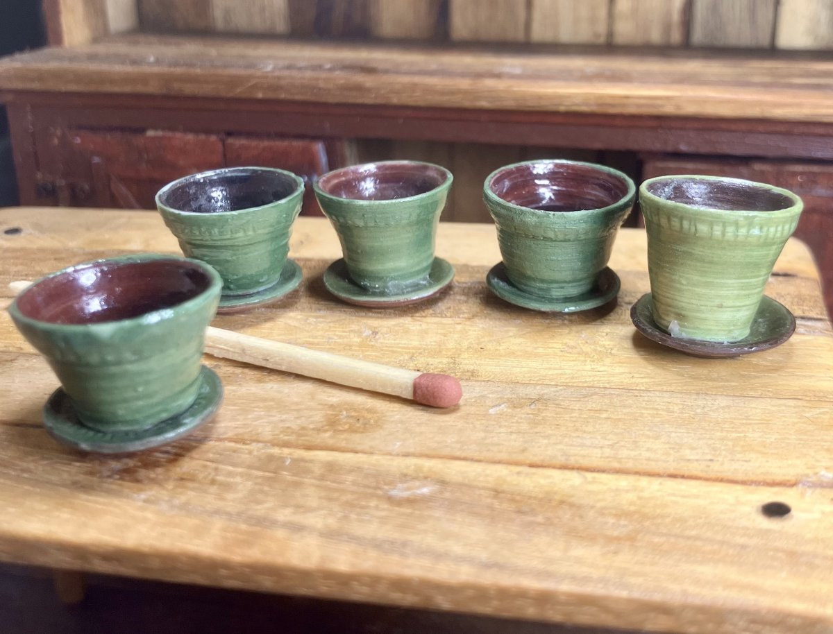 flowerpotin ceramic green- handmade by Minimalen Krukmakeri - 3