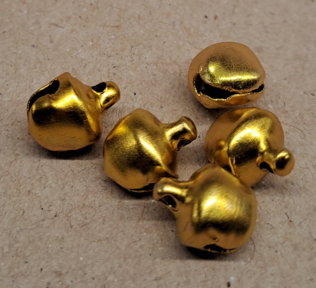 Baubles, gold xmas to hang in the xmas tree