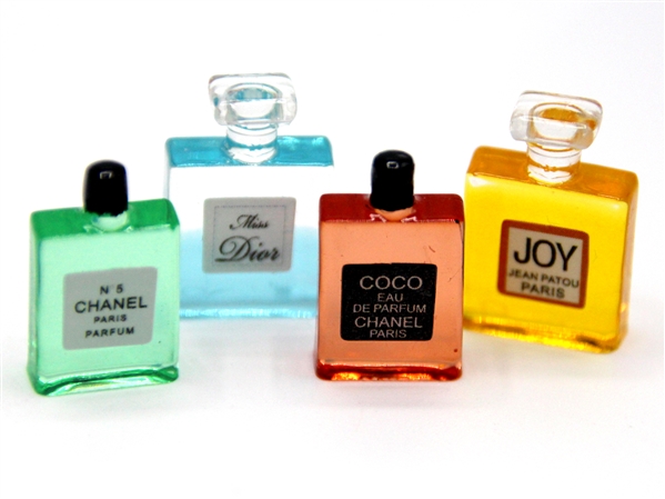 4 perfume bottles -