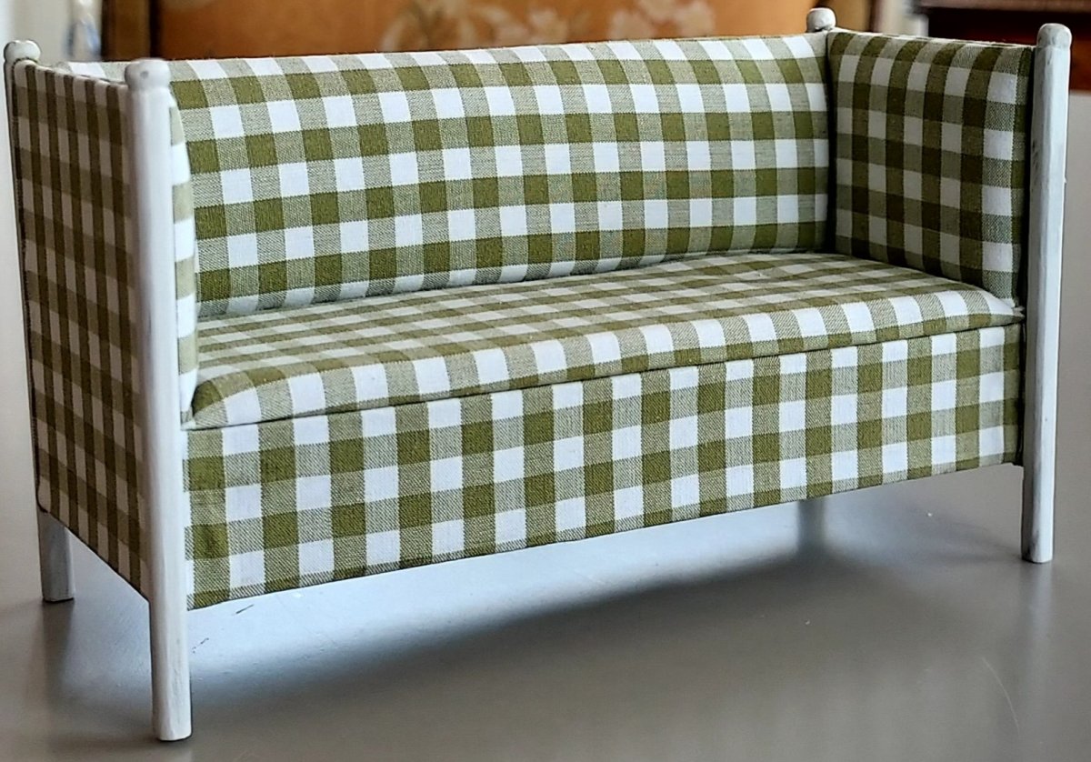 Sofa- handmade by Erik Lindstrand