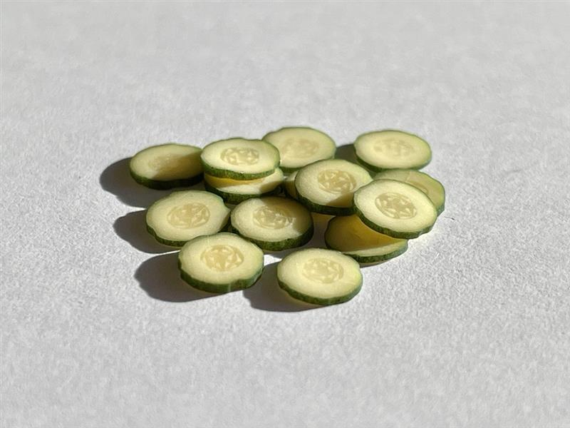 Sliced cucumber- Sandra Vikström