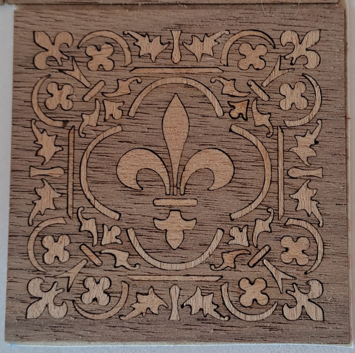 Beech & Walnut - from atelier Bibian's