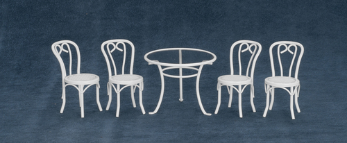 PATIO TABLE/4 CHAIRS/white