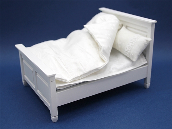 White bedding and pillows