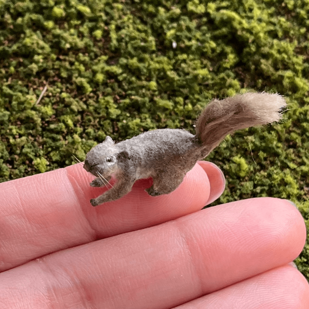 Squirrel - handmade - Debbie Lennmark - 5