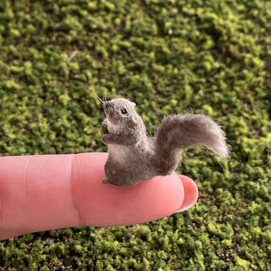 Squirrel - handmade - Debbie Lennmark - 4