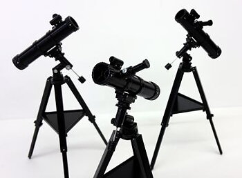 Astronomical reflector telescope