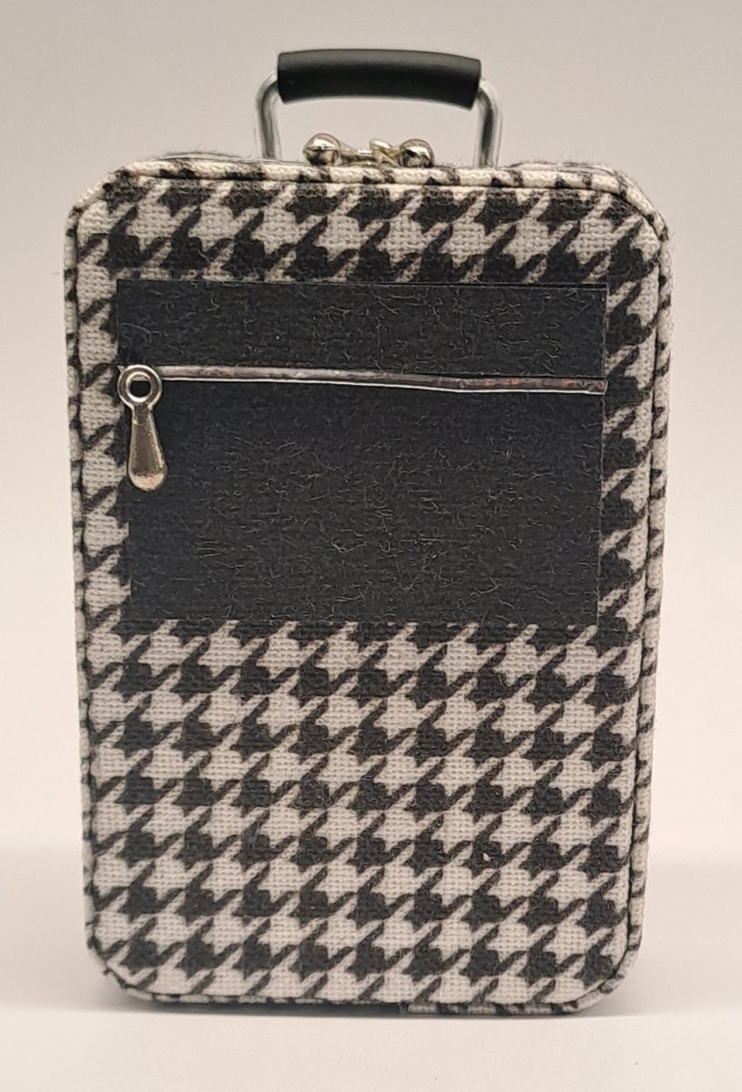 Suitecase -black and white - handcraft -  An-So Miniatures