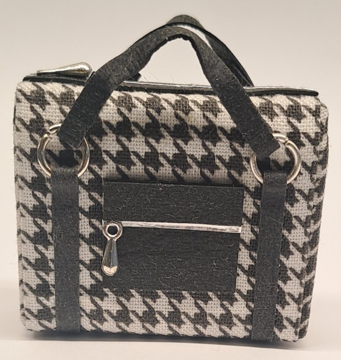 Weekend bag -black and white - handcraft -  An-So Miniatures