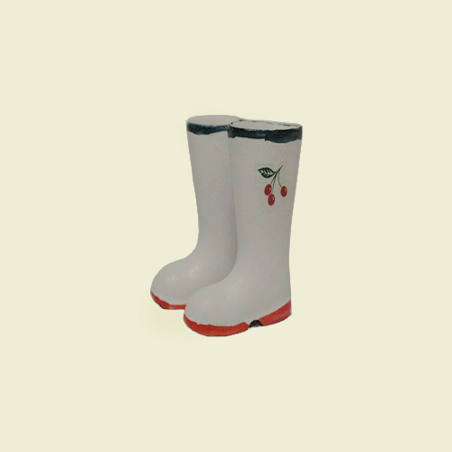 Boots white