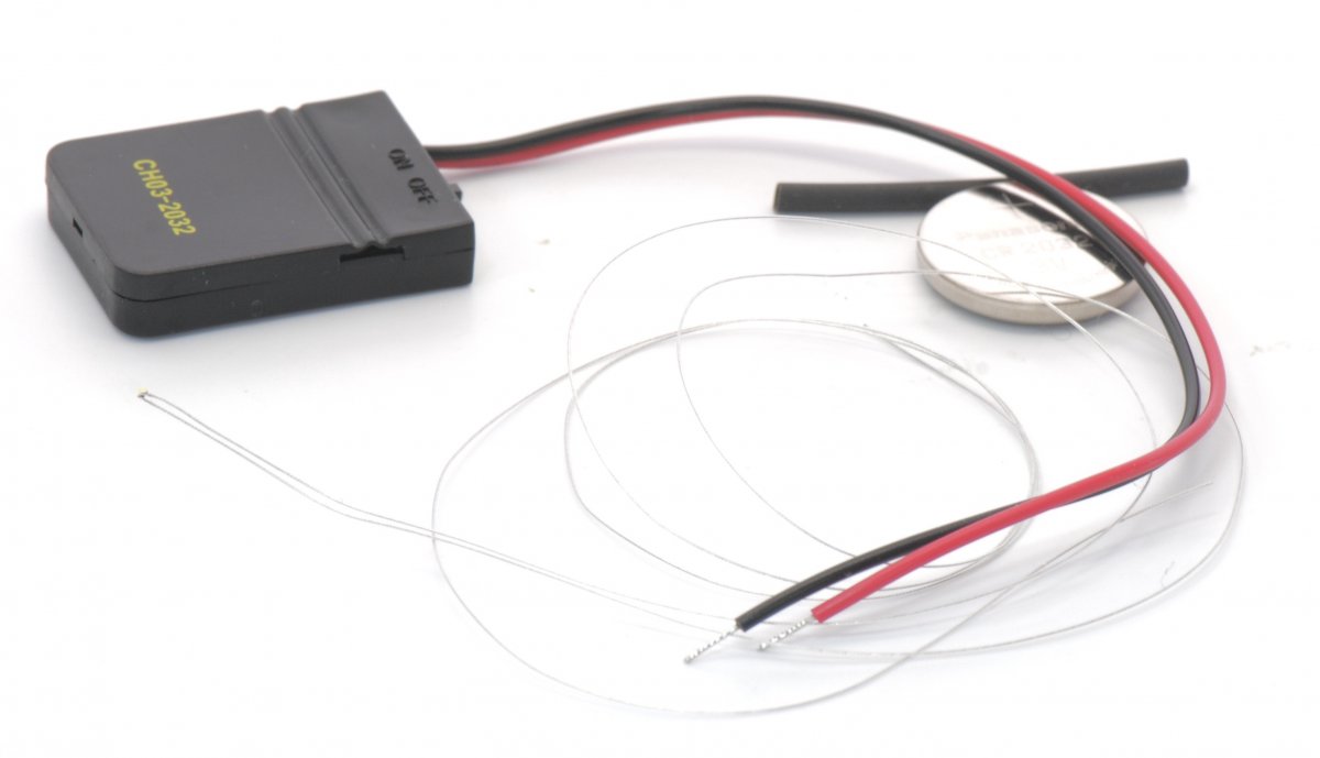 Liten ledlampa med batteriask varm, vit