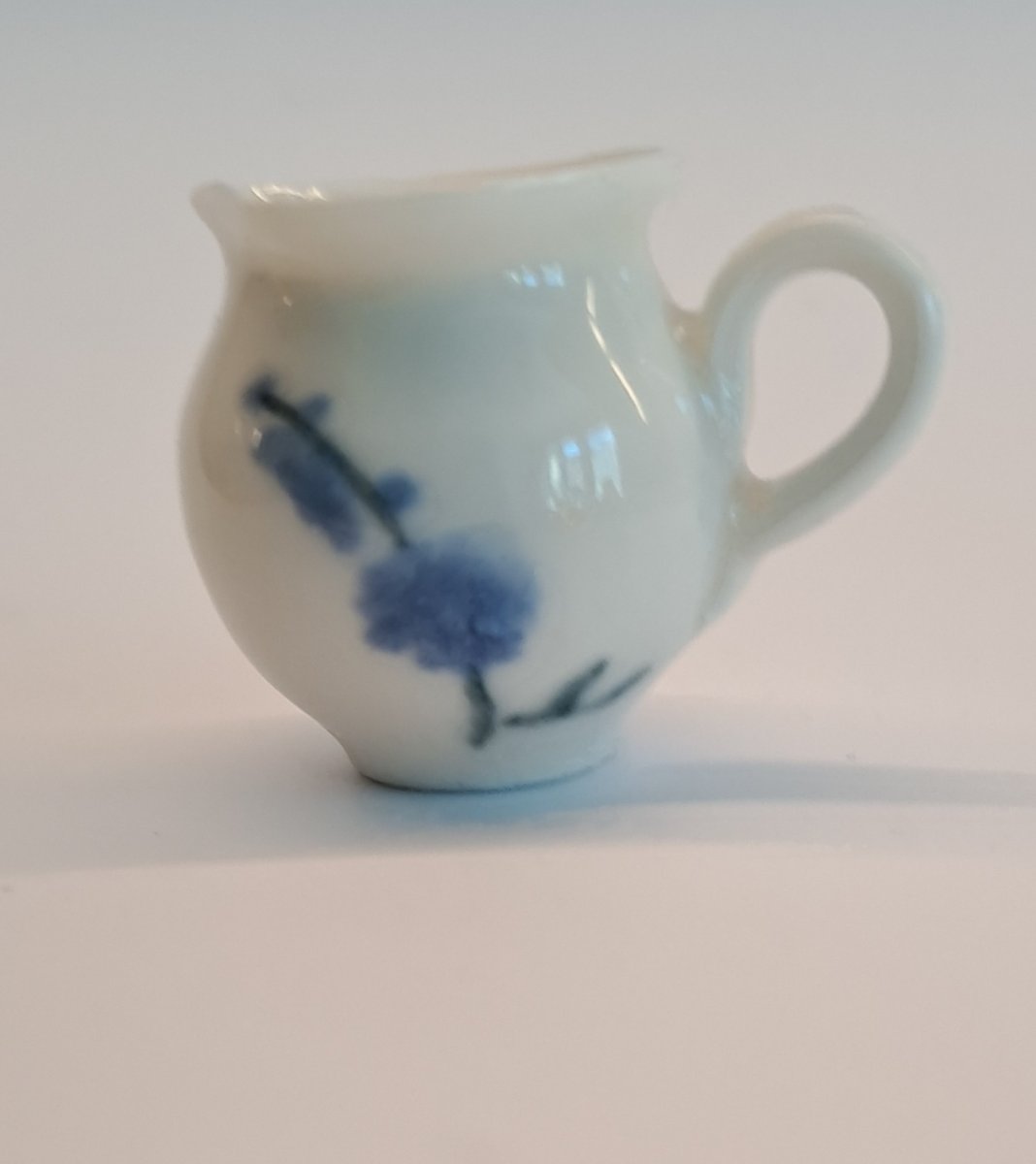 Ceramic jug- handmade by Minimalen Krukmakeri