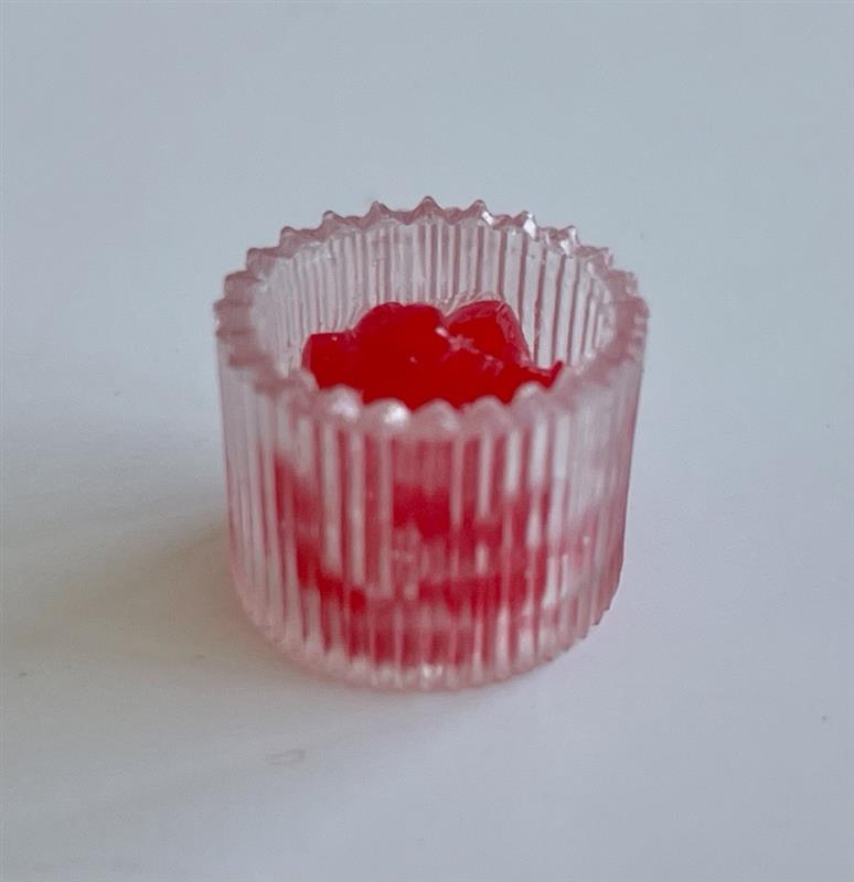 bowl with jelly red harts- Sandra Vikström