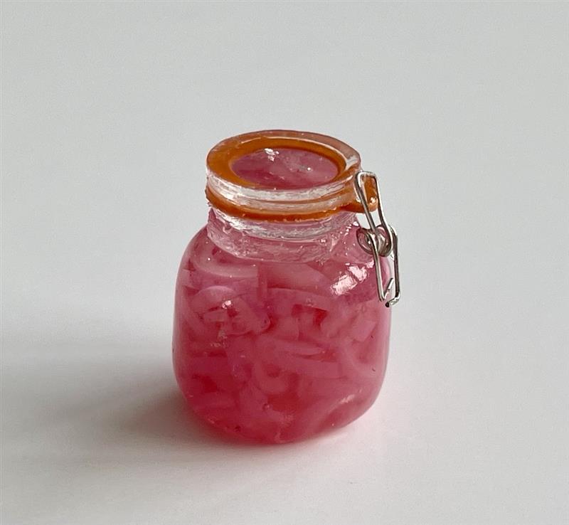 Pickled onions  - Sandra Vikström