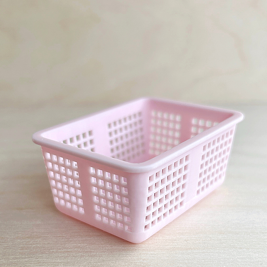 Laundry basket, pink-larage- from mormors dockskåp