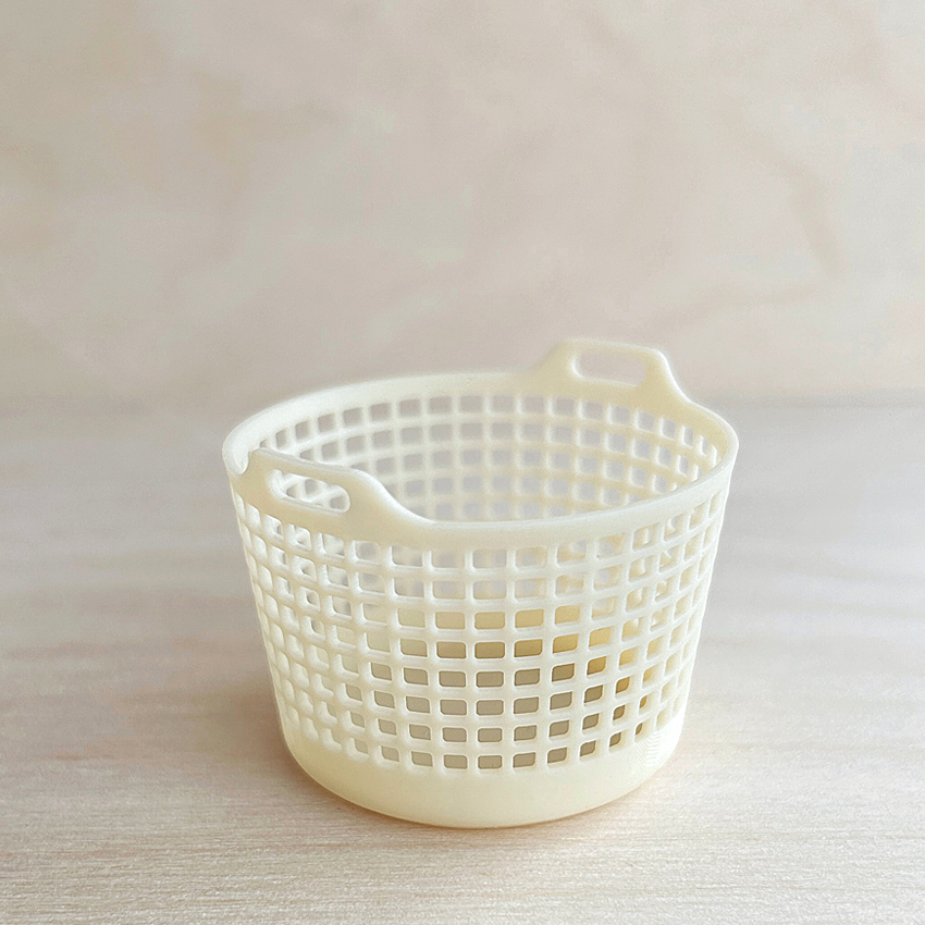 Lövkorg -beige-från mormors dockskåp - 2