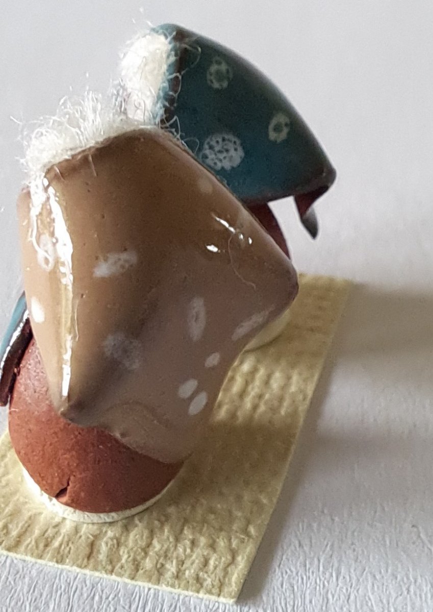 Två gummor i keramik - 2