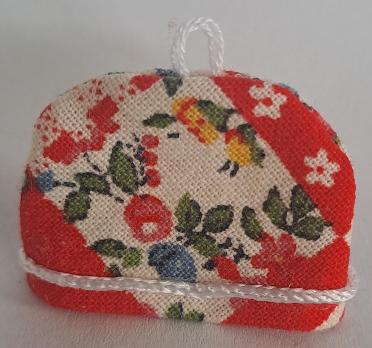 Tea cozy