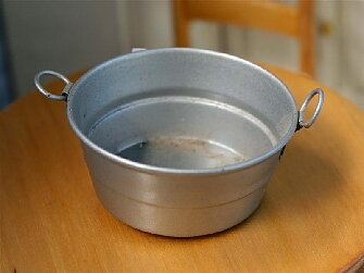 Tin, bowl