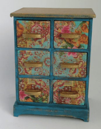 Chester drawer- kit from Melissas Miniature