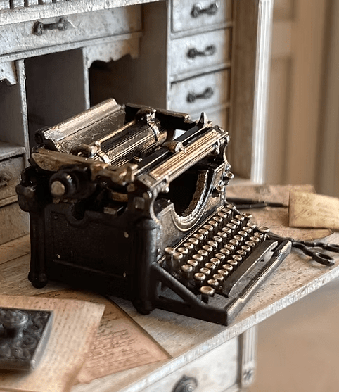Underwood Typewriter 12th scale Unpainted från Alison Davies