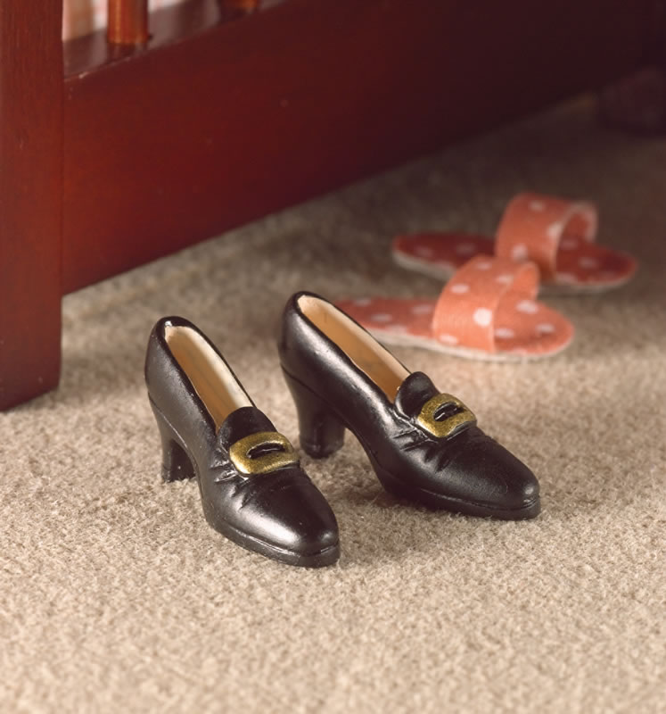 Shoes black